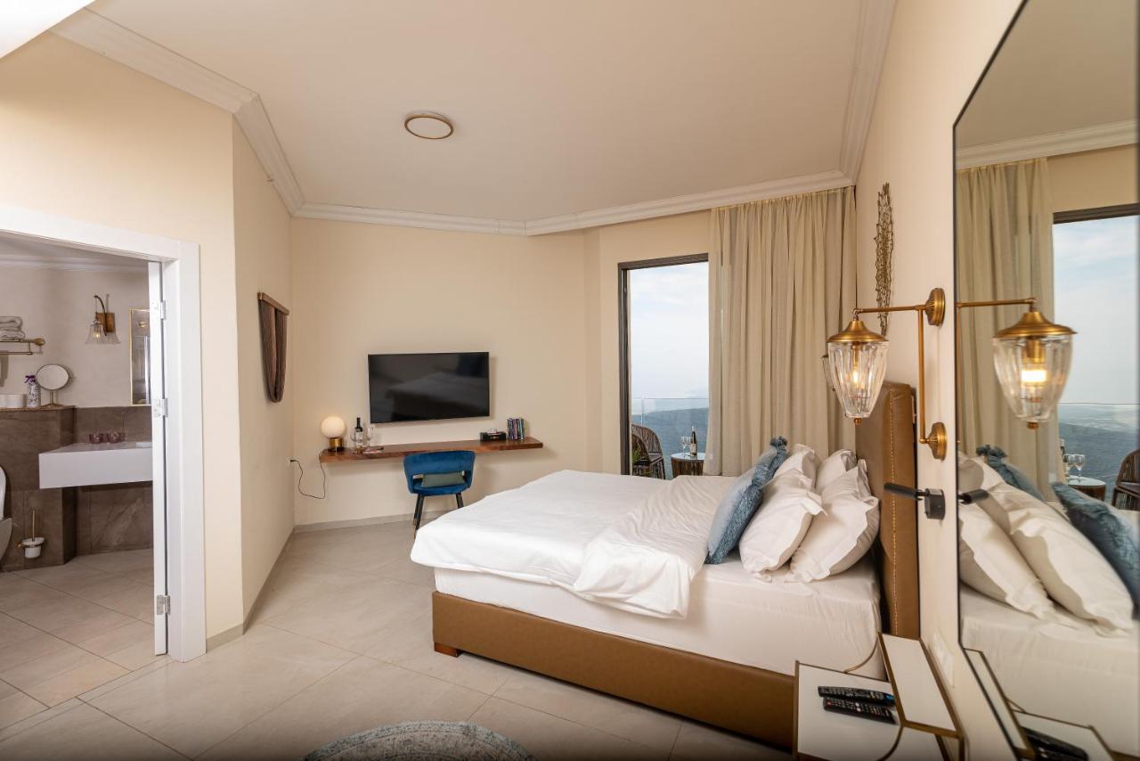 Amirey Hagalil Boutique Hotel Amirim Bagian luar foto