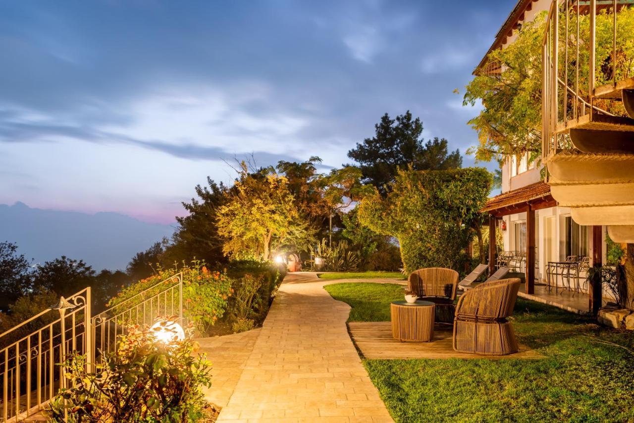 Amirey Hagalil Boutique Hotel Amirim Bagian luar foto