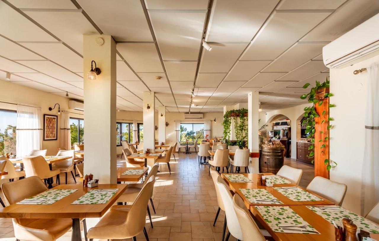 Amirey Hagalil Boutique Hotel Amirim Bagian luar foto