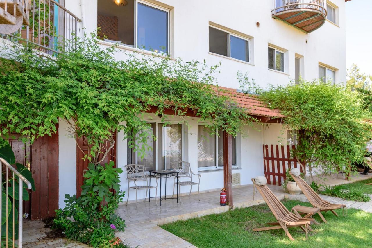 Amirey Hagalil Boutique Hotel Amirim Bagian luar foto